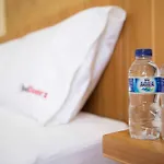 Reddoorz Plus Near Riau Street