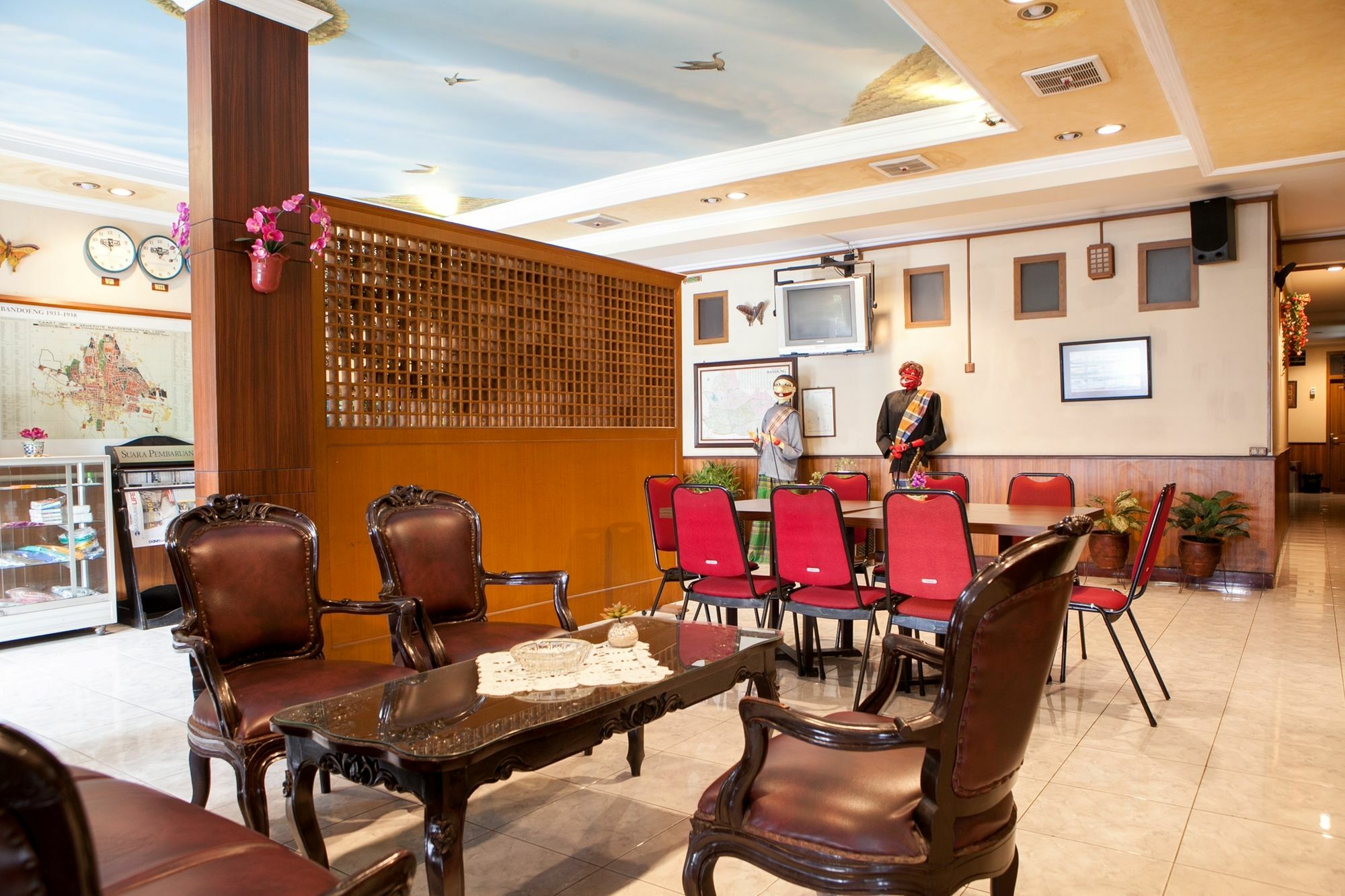 Reddoorz Near Riau Street