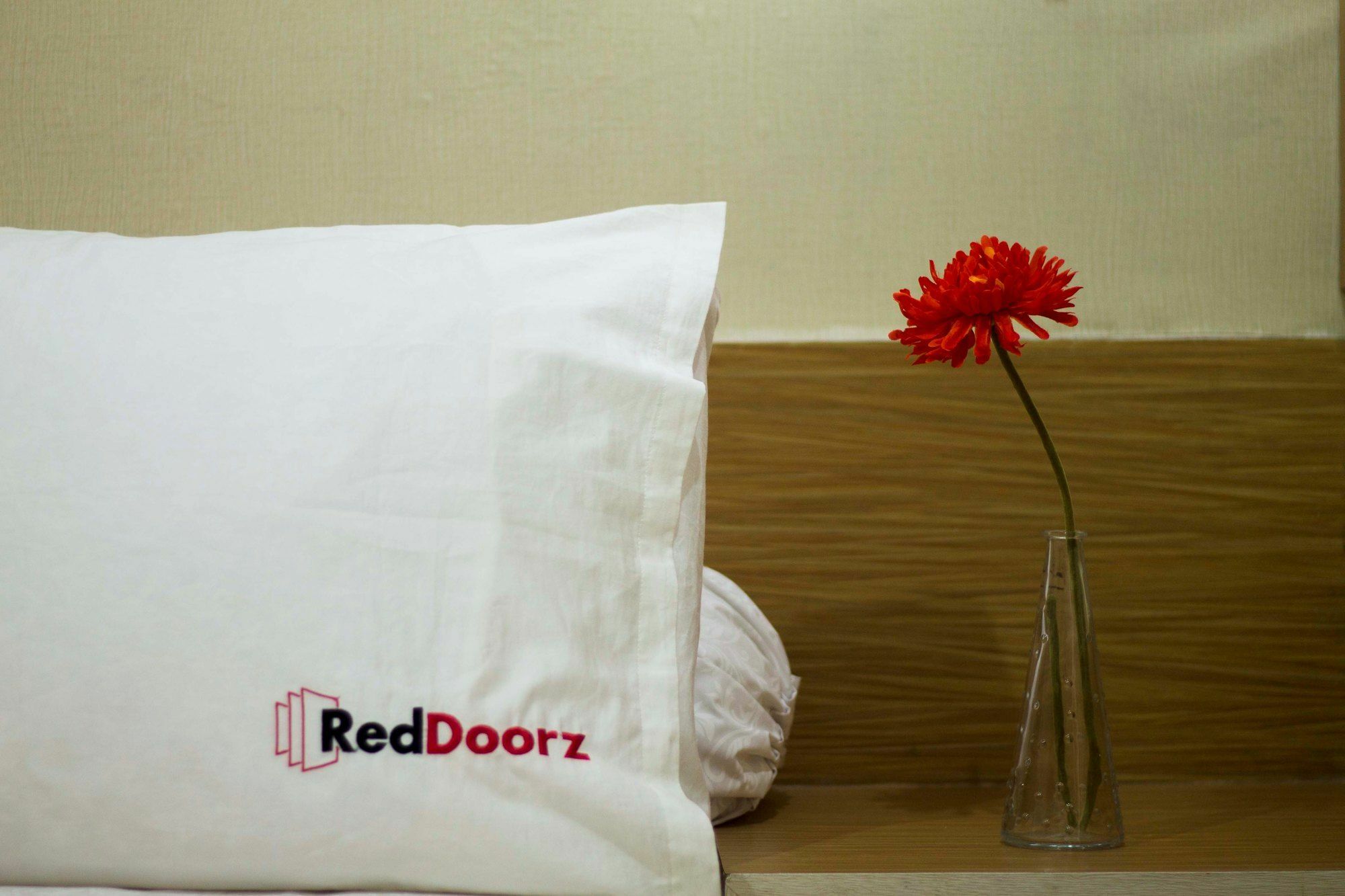 Reddoorz Near Riau Street 2*